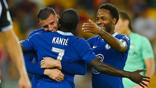 记者：今年是浙江队的过渡赛季，明年球队将重新组建