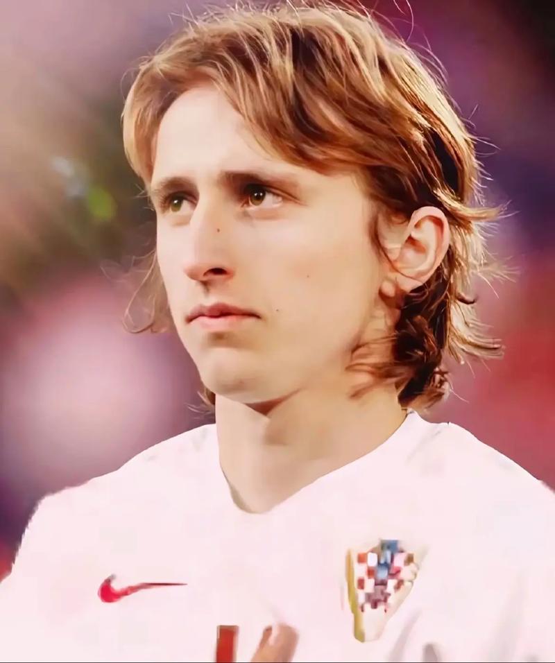 记者：兰克尔-泽擅空手套白狼，找朴志洙要落场球衣而不是换